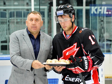 27.08.2015. "Авангард" - "Металлург" Мг 3:4Б