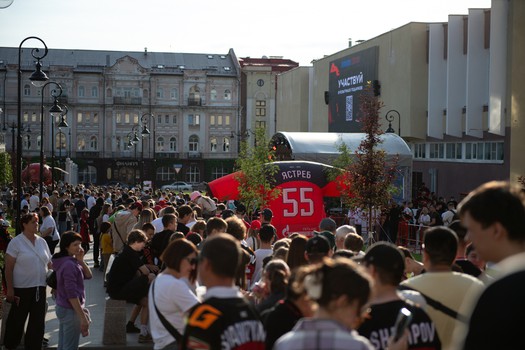 Дмитрий Рашевский в Омске на вечеринке Буэнос Летос