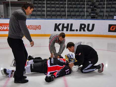 В боевых условиях. "Авангард" провел медицинские учения