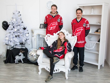 Новогоднее чудо: фотосессия с игроками