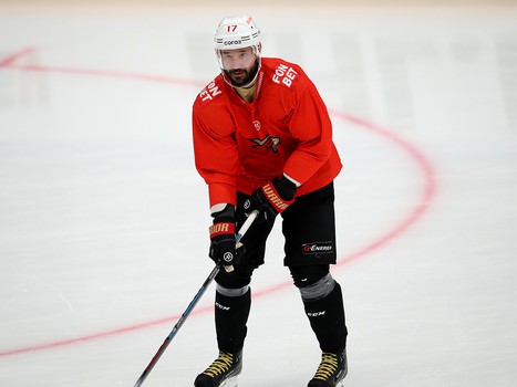 Тренировка «Авангарда» перед стартом финала Кубка Гагарина