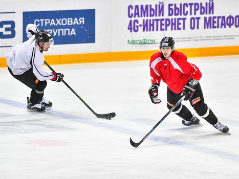 Открытая тренировка "Авангарда" для СМИ