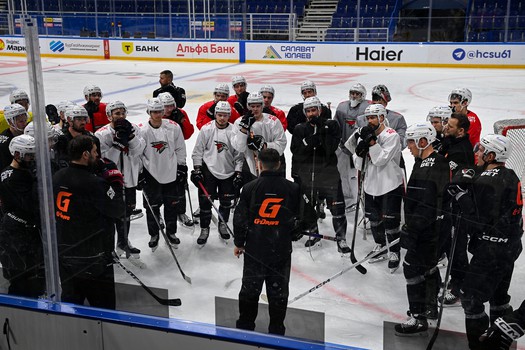 Тренировка «Авангарда» перед матчем в Уфе