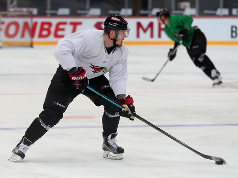 Раскатка «Авангарда» перед матчем против СКА