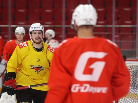 Раскатка «Авангарда» перед выездным матчем с «Куньлунь Ред Стар»