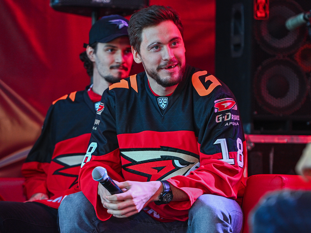 Шоу гонка стартапов. Гонки супер драйв. Тв шоу про гонки на машинах. Шоу гонка стартапов. Шоу гонка стартапов.