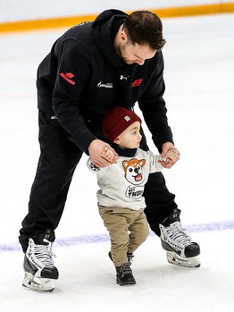 Катания «Авангарда» с семьями