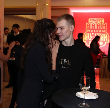 «Авангард» на церемонии представления участников ФОНБЕТ Матча Звезд КХЛ 2020