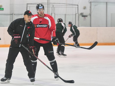 Ледовая тренировка "Авангарда"