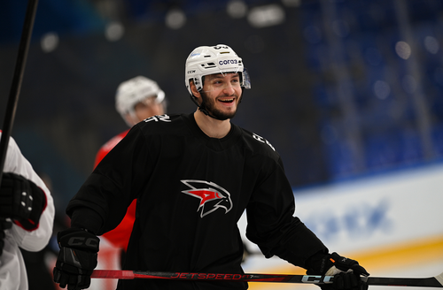 Тренировка «Авангарда» перед матчем в Нижнекамске