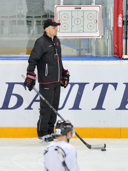 Раскатка "Авангарда" перед домашним матчем против "Медвешчака"