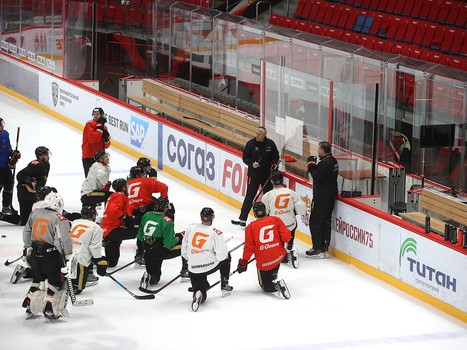 «Авангард» тренируется в Балашихе