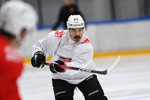 Тренировка «Авангарда» в Хоккейной Академии