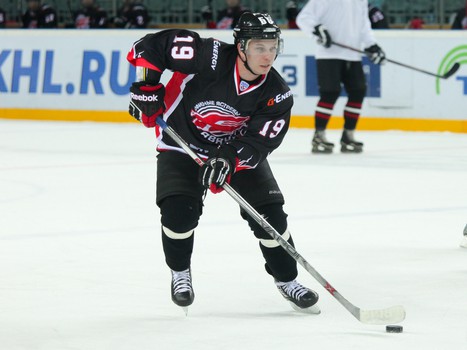 Первая победа "Офисных Ястребов"