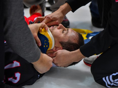 В боевых условиях. "Авангард" провел медицинские учения