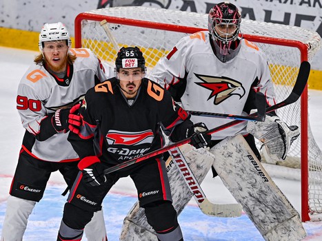 27.07.2022. Товарищеский матч. «Авангард» - «Омские Крылья» 3:2