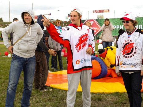 "Территория Авангарда". Часть 1. Площадь у "Арены Омск"