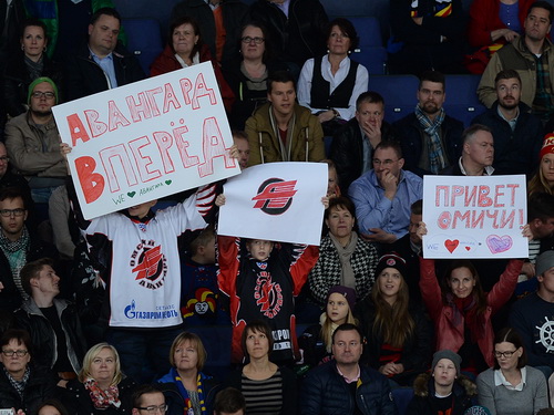 кричалки для хоккея. авангард плакаты болельщиков. фанаты локомотив ярославль. плакаты болельщиков хоккея. кричалки хк.