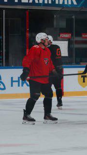 на вечерней тренировке в нижнекамске повесили микрофон на дмитрия рашевского 🎙 незаметно не получилось