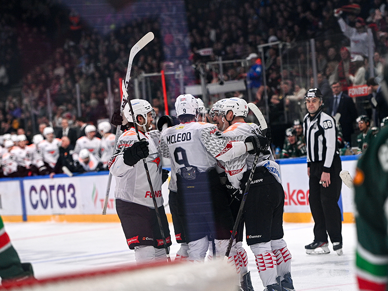 МОЖНО ГОВОРИТЬ СЛОВО ЯЙЦА? | Победная раздевалка «Авангарда» после матча с «Ак Барсом»