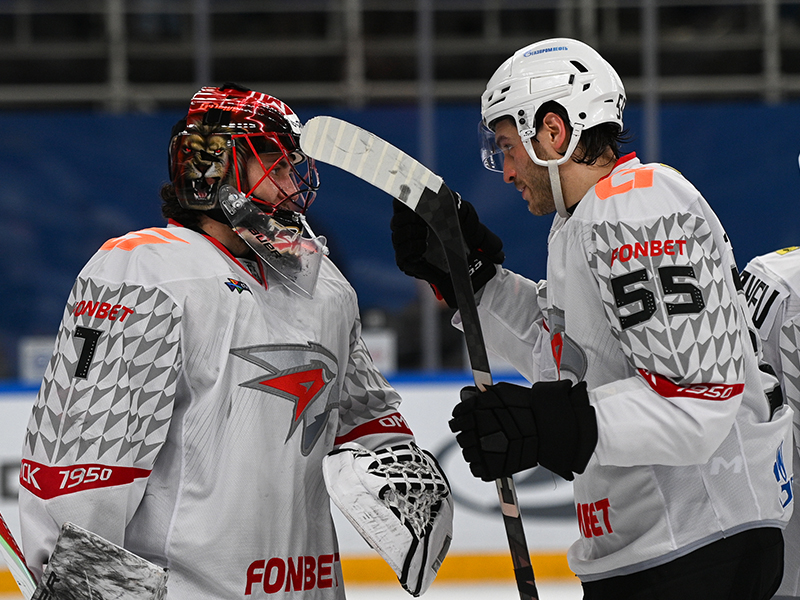 ПСИХОЛОГИЧЕСКАЯ УСТОЙЧИВОСТЬ | Победная раздевалка «Авангарда» после матча с «Ладой»