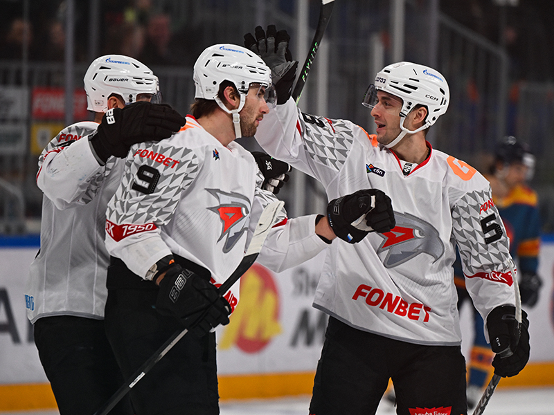 МАК, ТЫ НЕВЕРОЯТЕН! | Победная раздевалка «Авангарда» после матча с «Драконами»